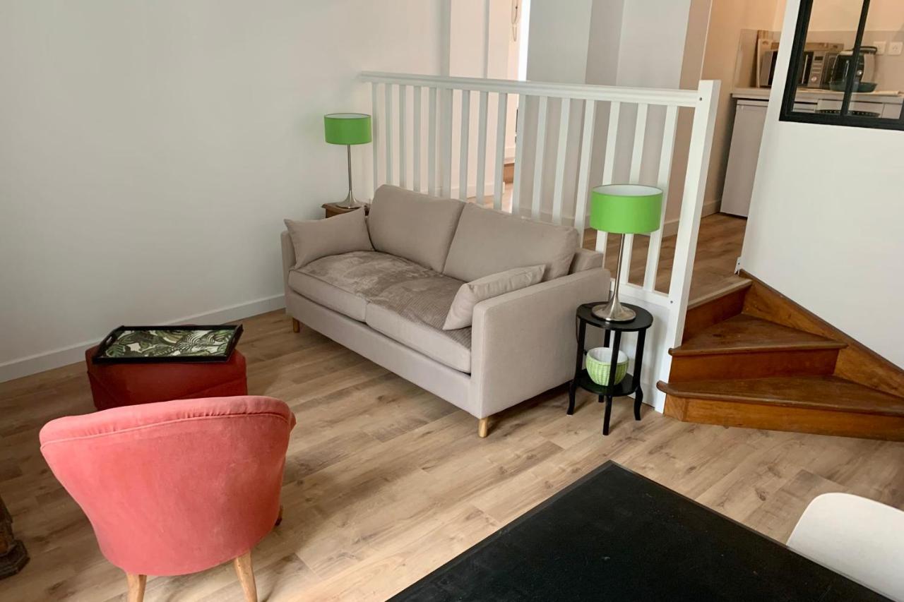 Le Petit Clos Apartment บาเยอ ภายนอก รูปภาพ